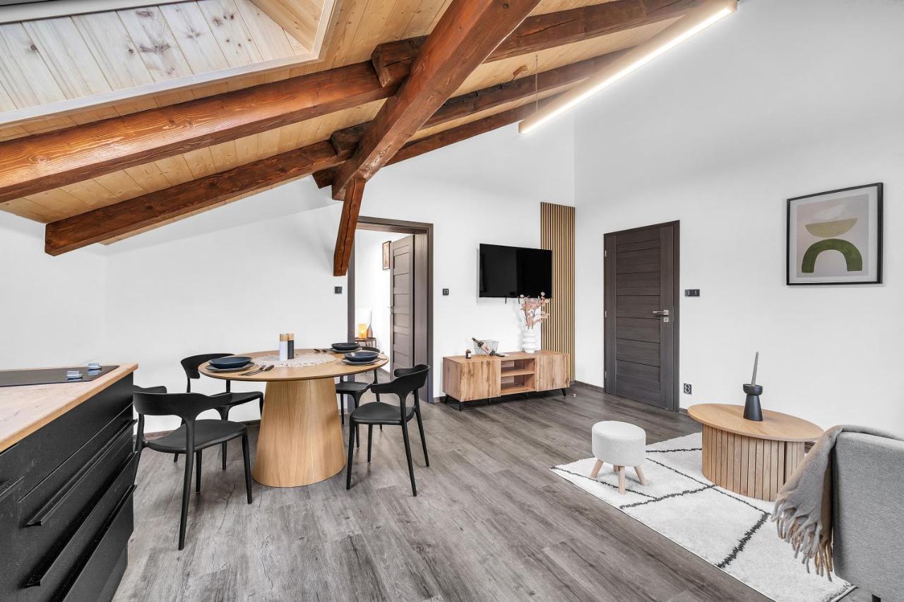 Hotel U Krale Jiriho Stráž pod Ralskem 외부 사진